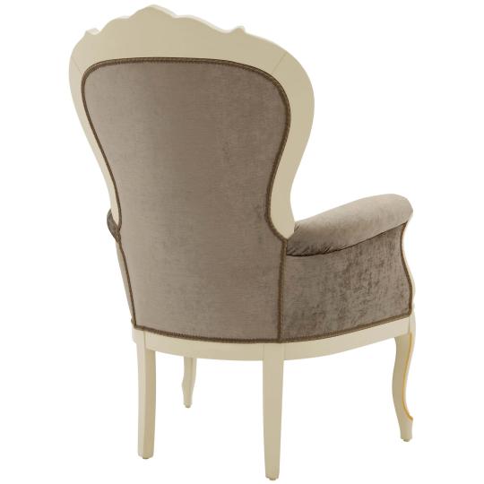 karosszek karpitozott butor karpitos szek fules faragott kezzel keszult kenyelmes nappali elegans  villa hotel etterem.jpg